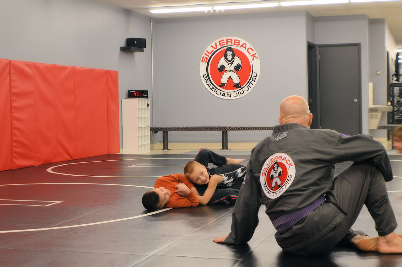 Youth Class… jiujitsu basics, fun and a triangle choke setup